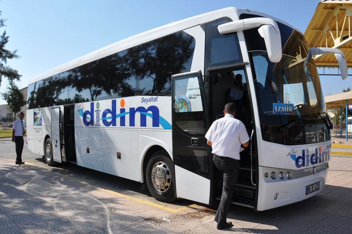 Didim Seyahat otobüsüne biniş