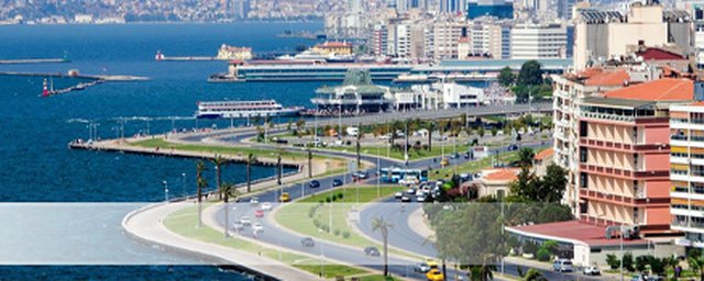 İzmir şehir manzarası
